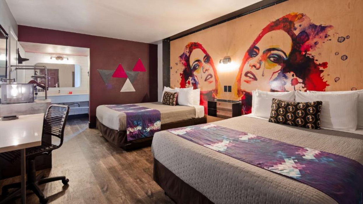 2 Queen Beds Non-Smoking